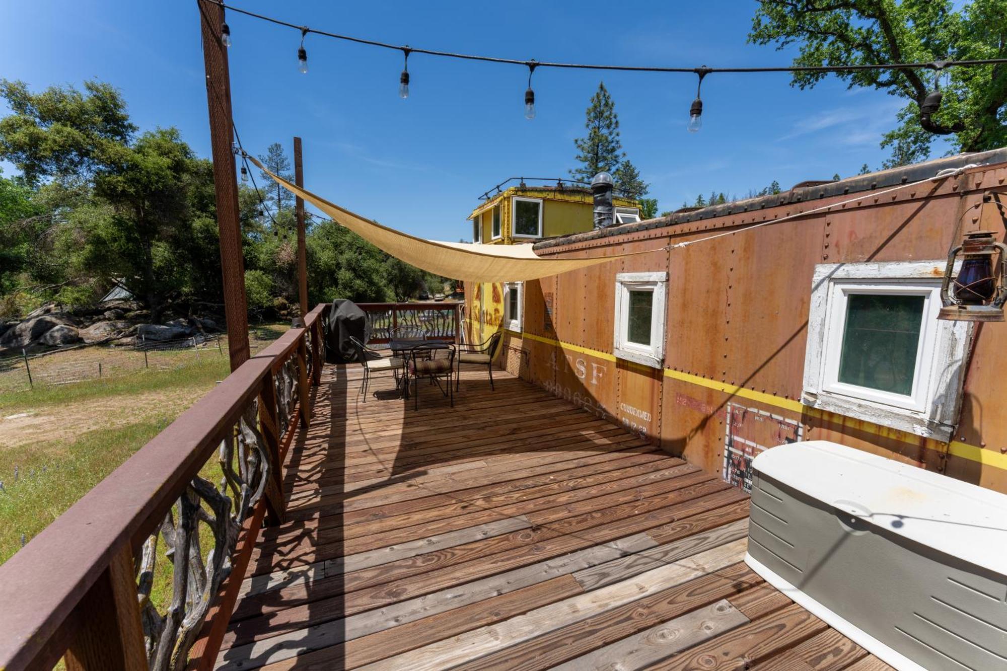 Little Red Caboose Βίλα Oakhurst Εξωτερικό φωτογραφία